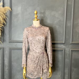 Busana Keluarga Taro 4