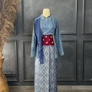 Busana Penerima Tamu Biru 2