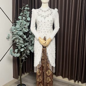 Kebaya Putih 5